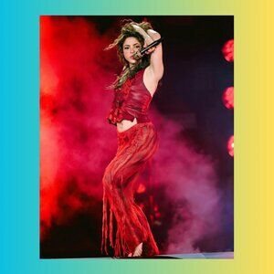 8x10 Shakira Photo Singer Shakira Printed Photo